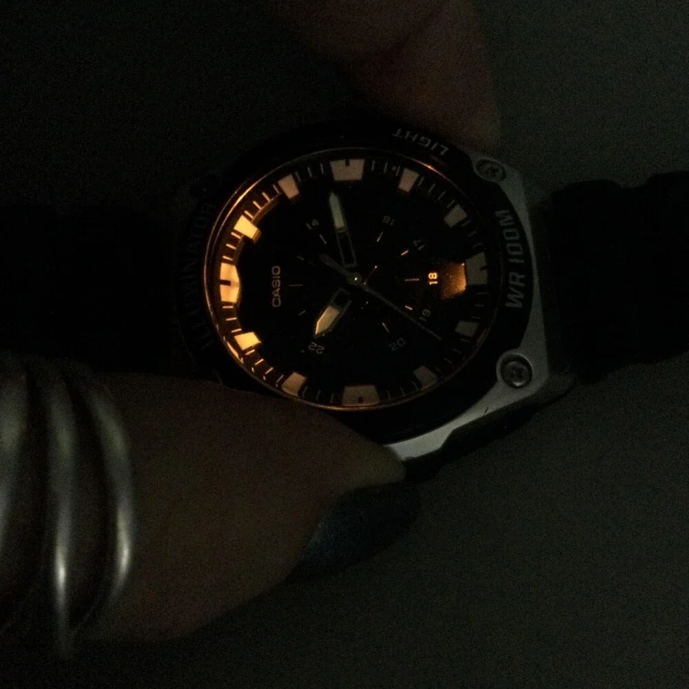 Casio Illuminator 5577 MWC-100H Mens Watch 44mm Black Dial New Battery
